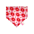 Checkered Red Hearts Bandana para mascotas